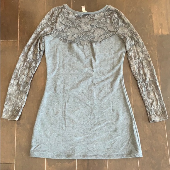 Dynamite Dress - Picture 2 of 3